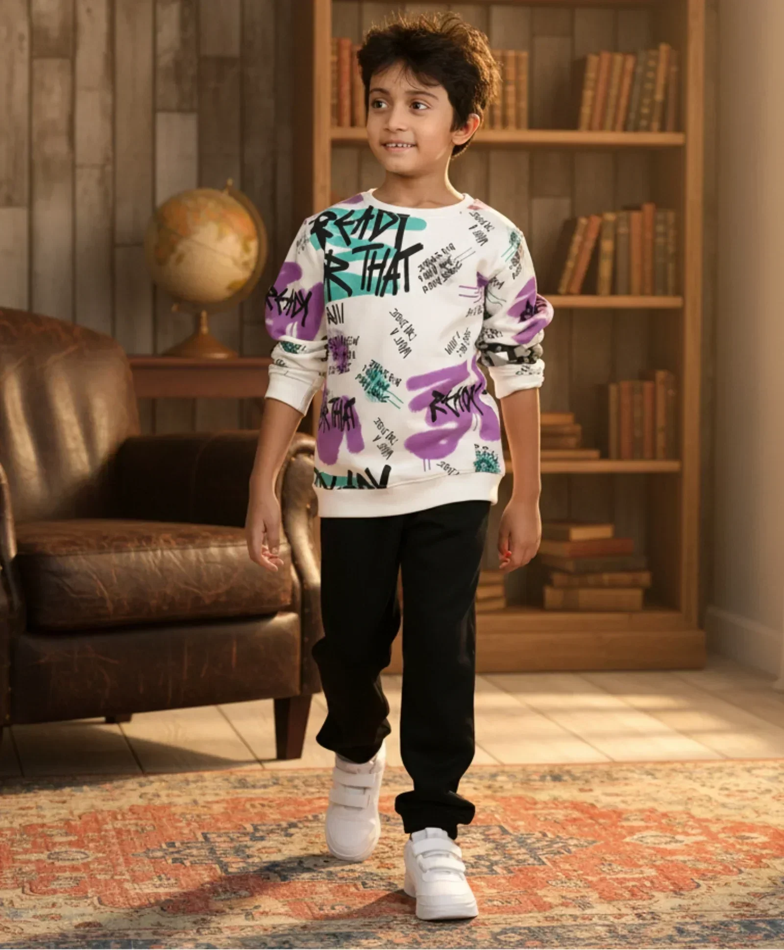 READY FOR THAT ROUND NECK BOYS FLEECE SWEATSHIRT WARM BLACK JOGGER SET - WHITE/BLACK - Image 3