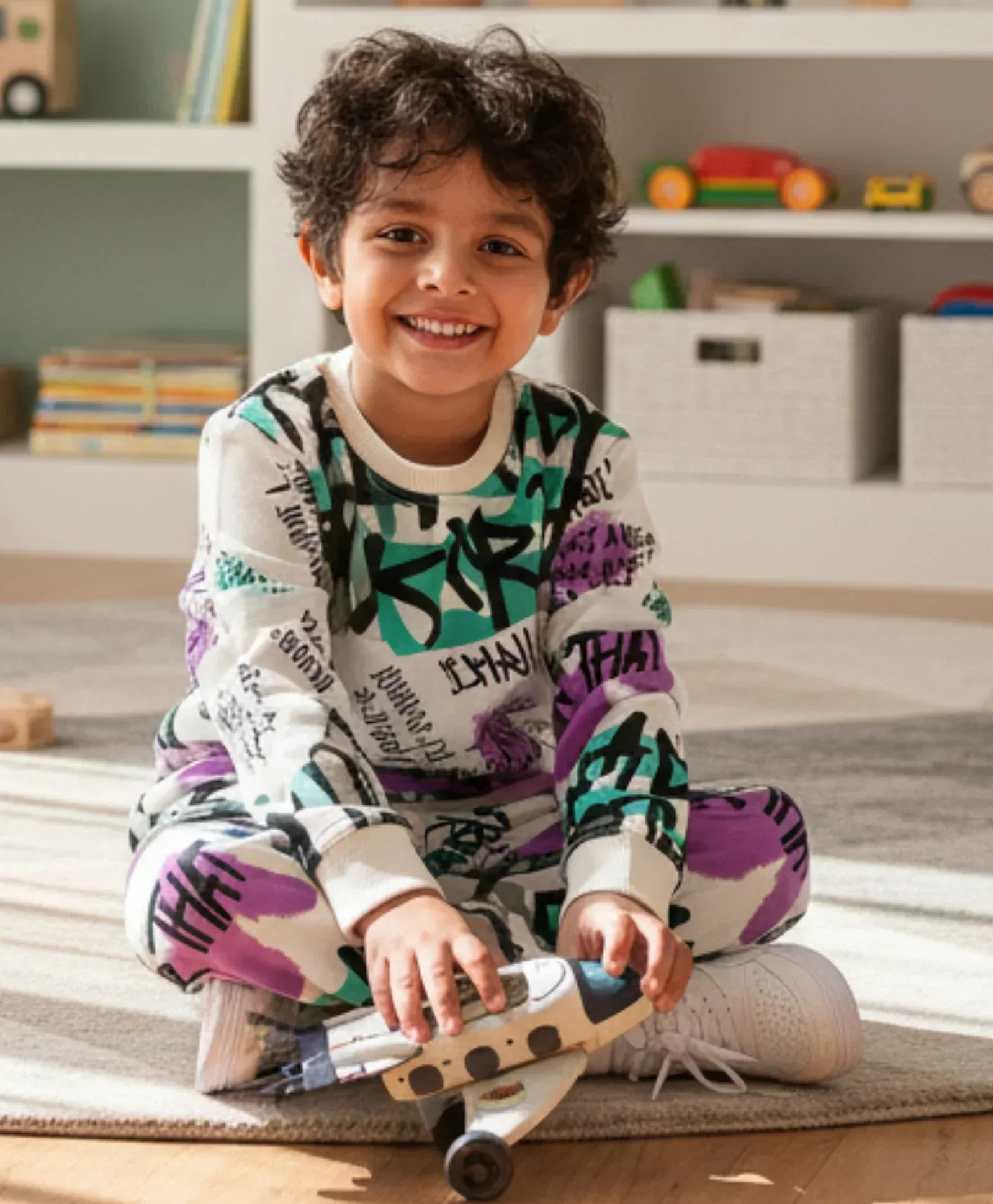 READY FOR THAT ROUND NECK BOYS FLEECE SWEATSHIRT JOGGER SET - WHITE - Image 4