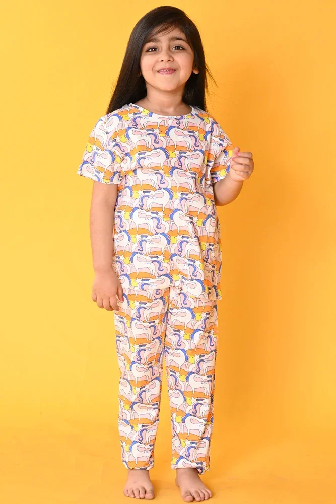 GIRLS CLOTHING SALE !!